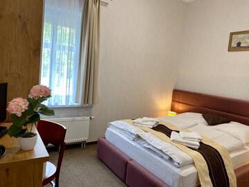 Фото номера Двухместный номер с 1 кроватью Отель Park Hotel Dobrodzień г. Dobrodzień 5