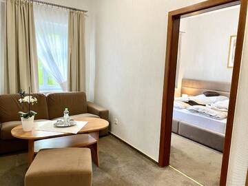 Фото номера Семейный номер Отель Park Hotel Dobrodzień г. Dobrodzień 3